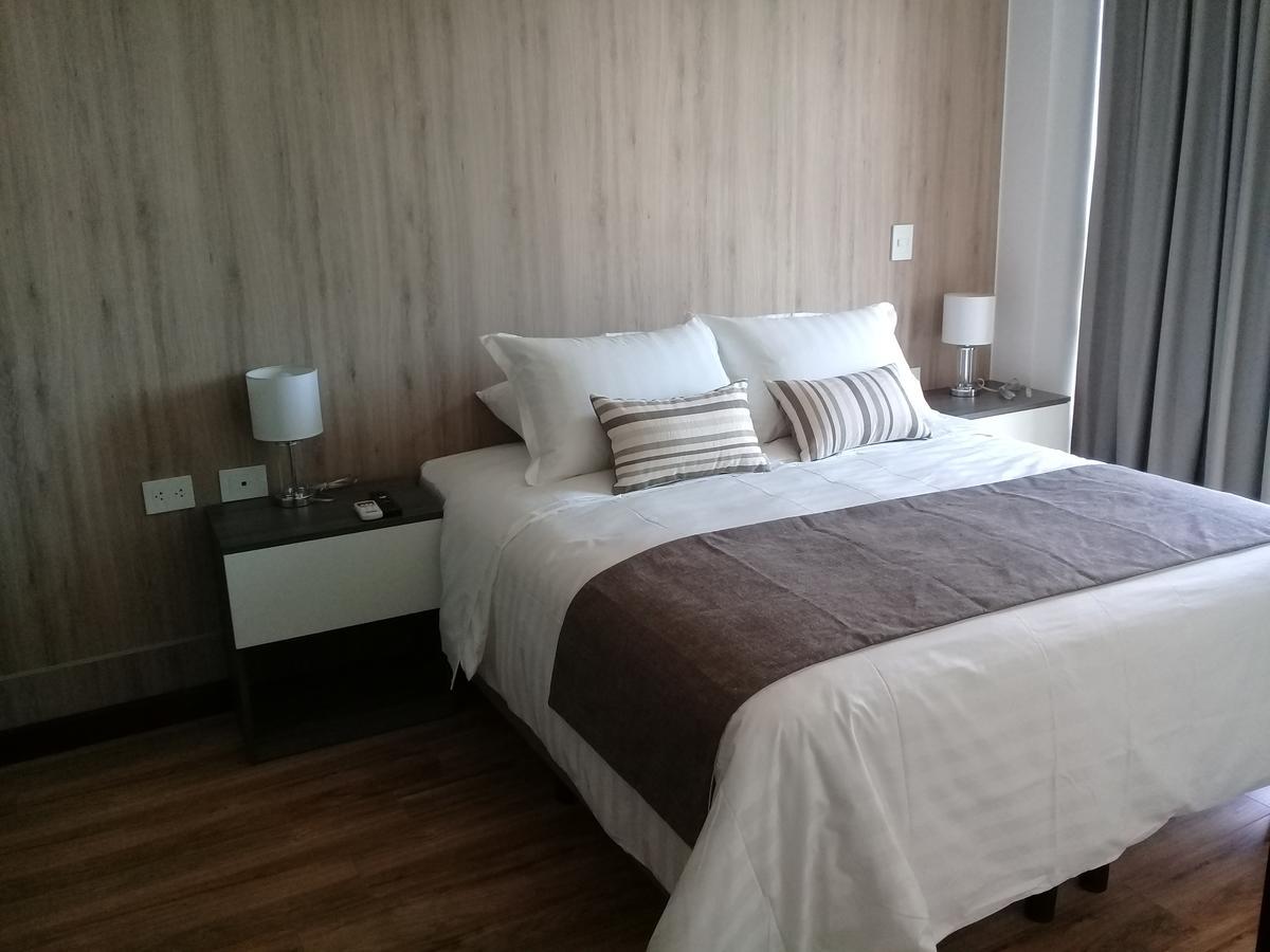 סנטה קרוז דה לה סיירה Urban Suites Apart Hotel מראה חיצוני תמונה