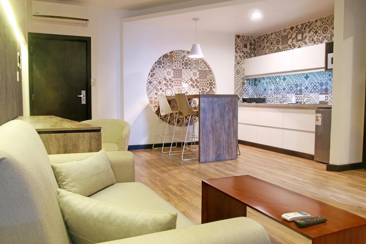 סנטה קרוז דה לה סיירה Urban Suites Apart Hotel מראה חיצוני תמונה