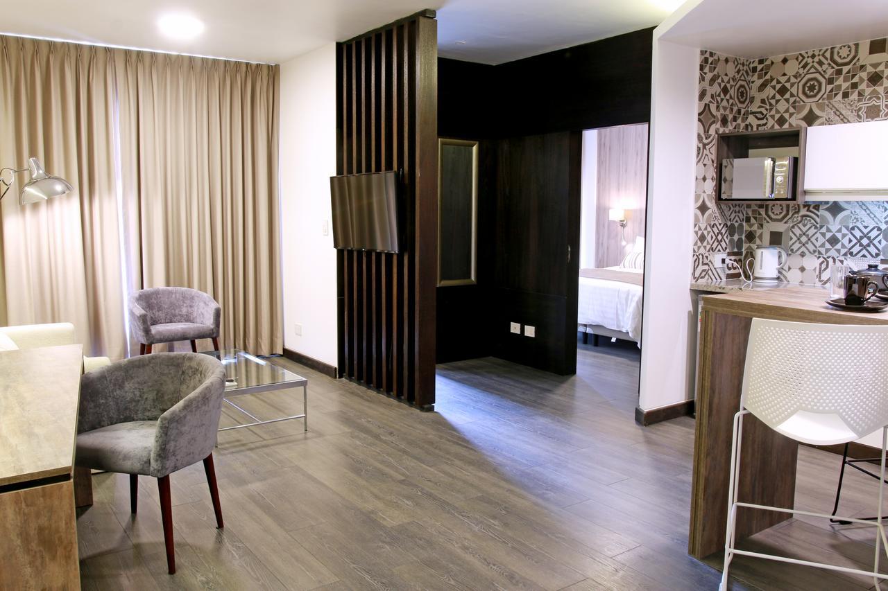 סנטה קרוז דה לה סיירה Urban Suites Apart Hotel מראה חיצוני תמונה