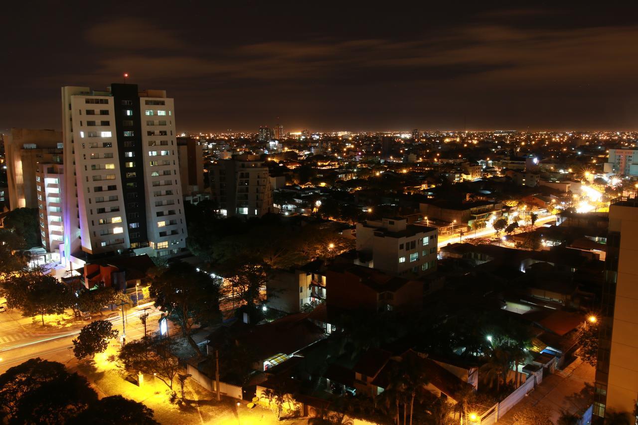 סנטה קרוז דה לה סיירה Urban Suites Apart Hotel מראה חיצוני תמונה