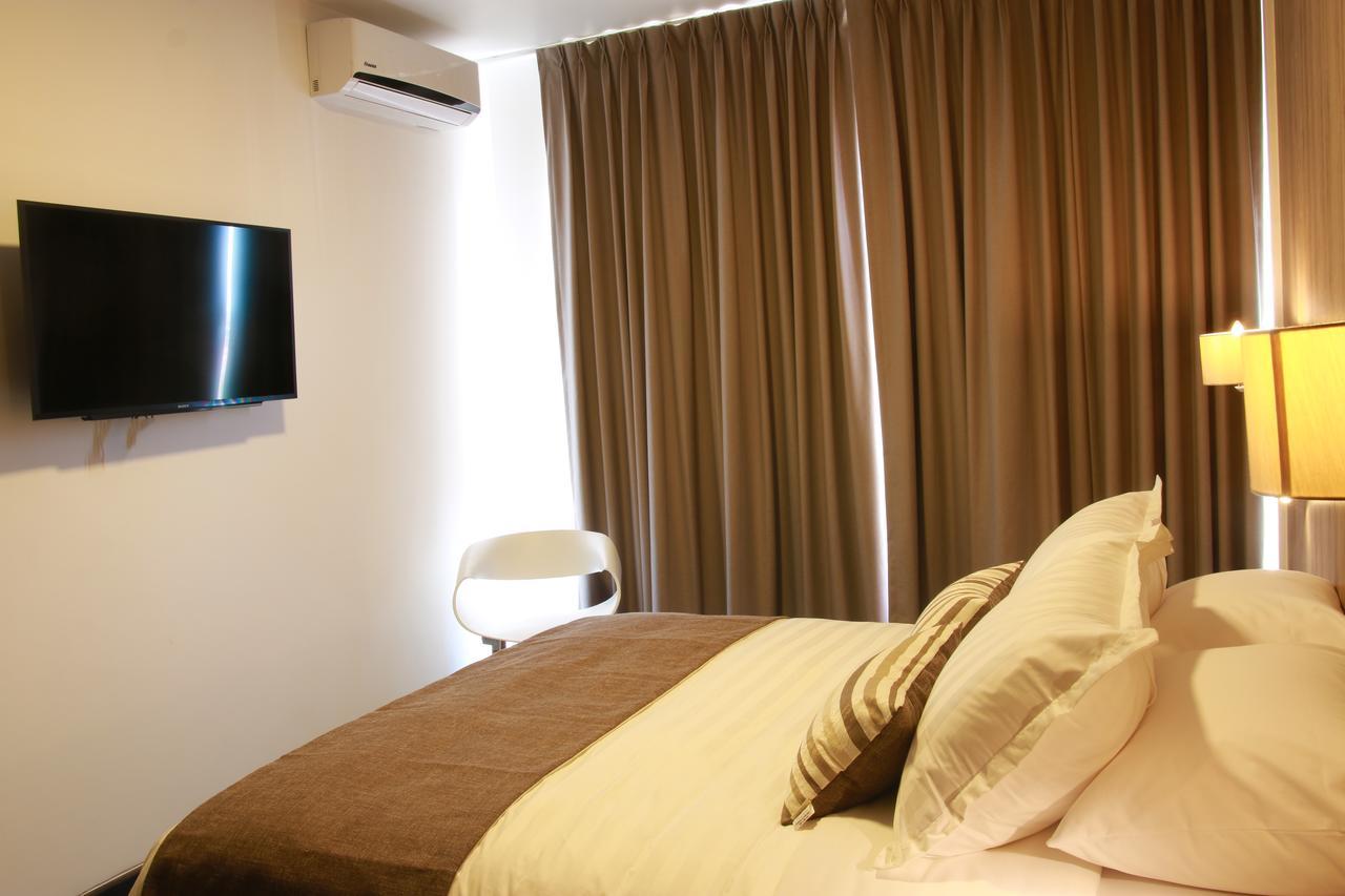 סנטה קרוז דה לה סיירה Urban Suites Apart Hotel מראה חיצוני תמונה