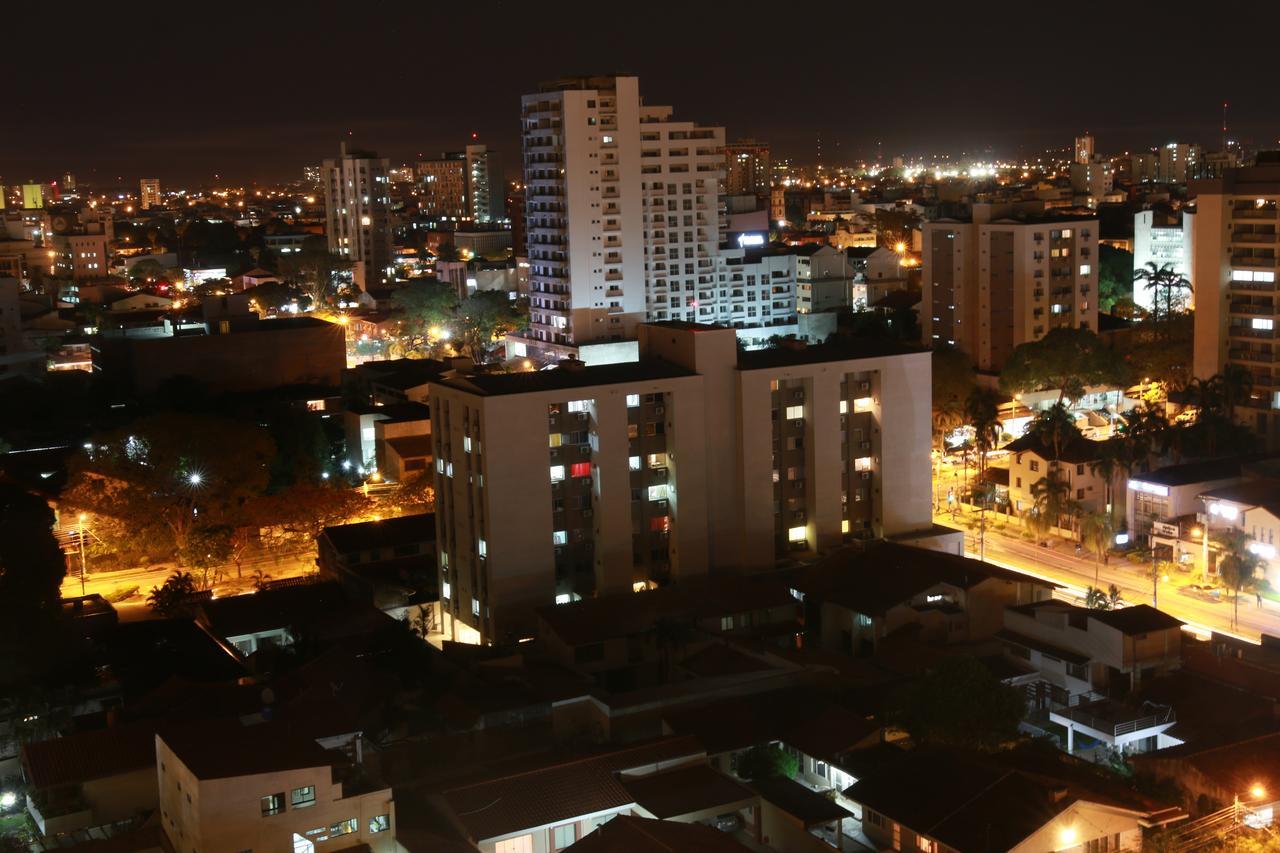 סנטה קרוז דה לה סיירה Urban Suites Apart Hotel מראה חיצוני תמונה