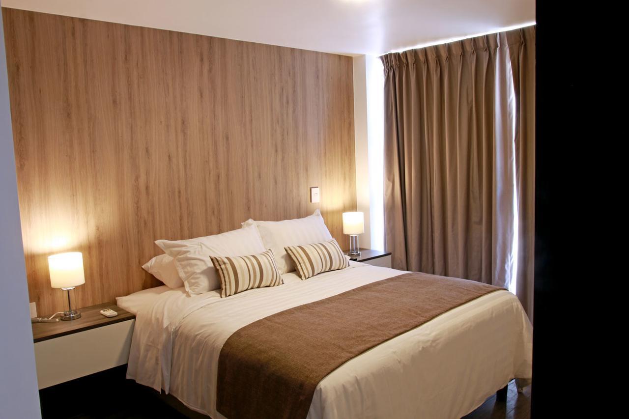 סנטה קרוז דה לה סיירה Urban Suites Apart Hotel מראה חיצוני תמונה