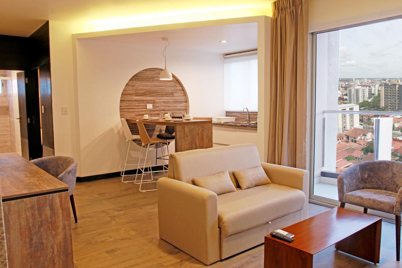 סנטה קרוז דה לה סיירה Urban Suites Apart Hotel מראה חיצוני תמונה