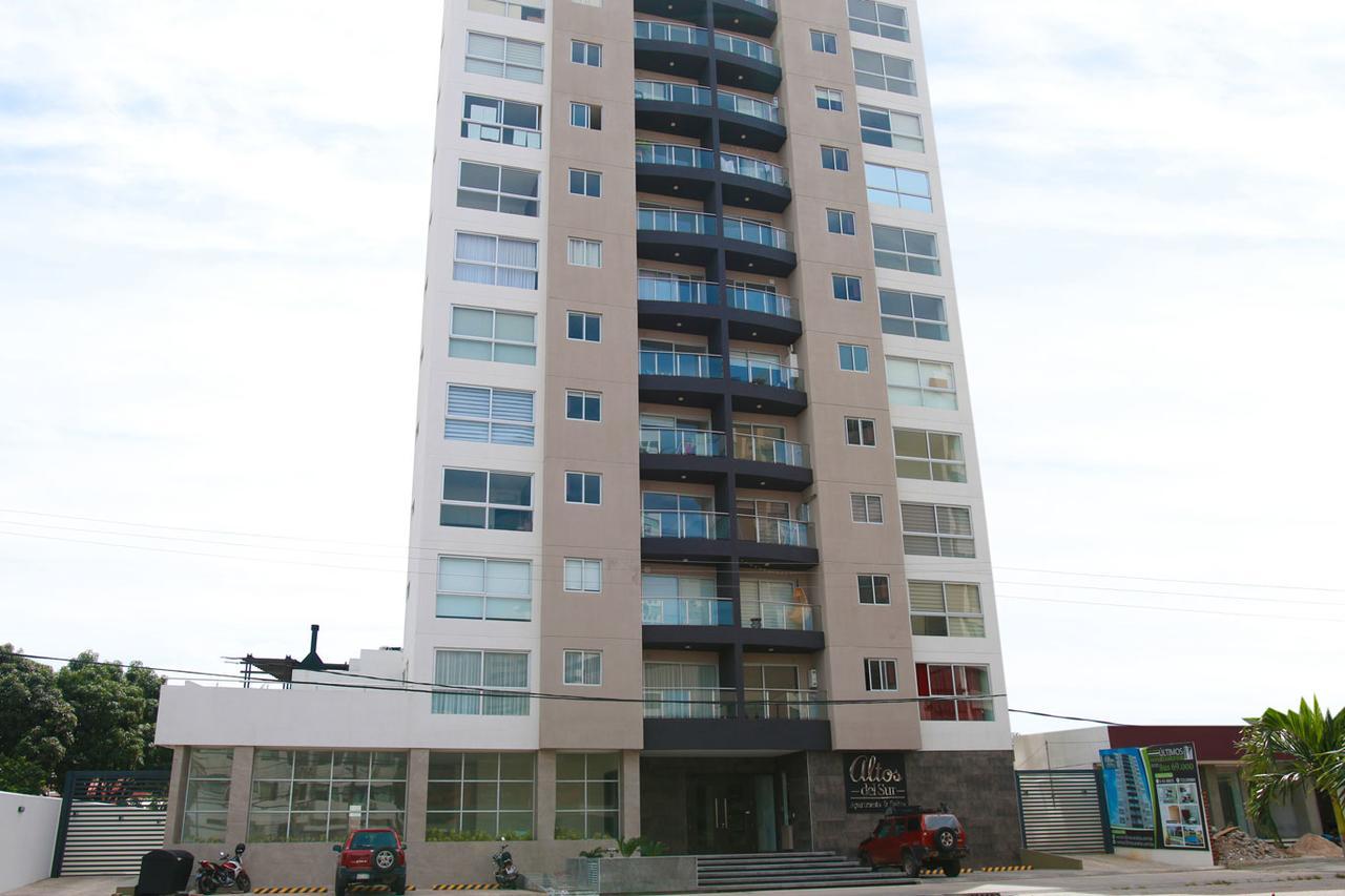 סנטה קרוז דה לה סיירה Urban Suites Apart Hotel מראה חיצוני תמונה