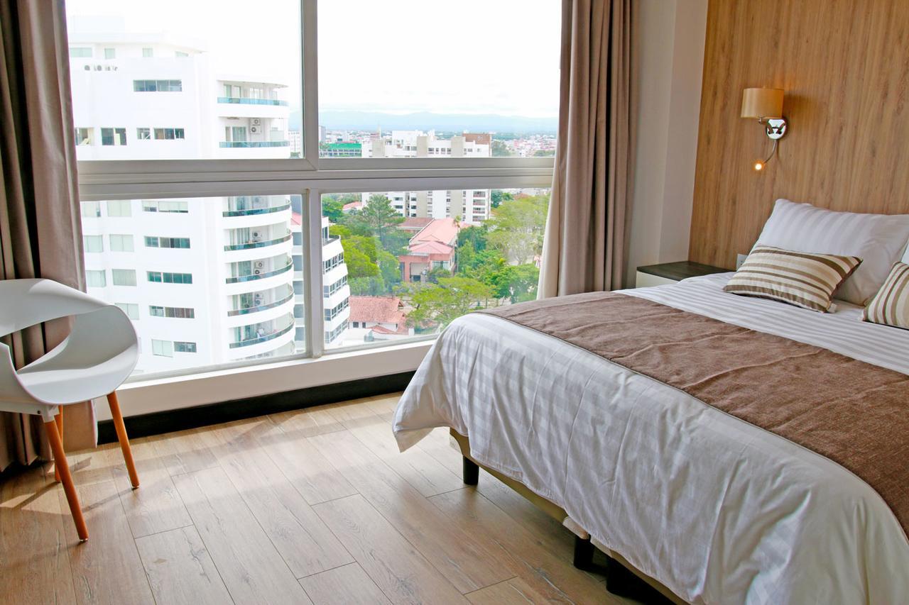 סנטה קרוז דה לה סיירה Urban Suites Apart Hotel מראה חיצוני תמונה