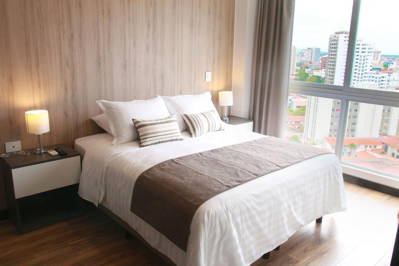 סנטה קרוז דה לה סיירה Urban Suites Apart Hotel מראה חיצוני תמונה